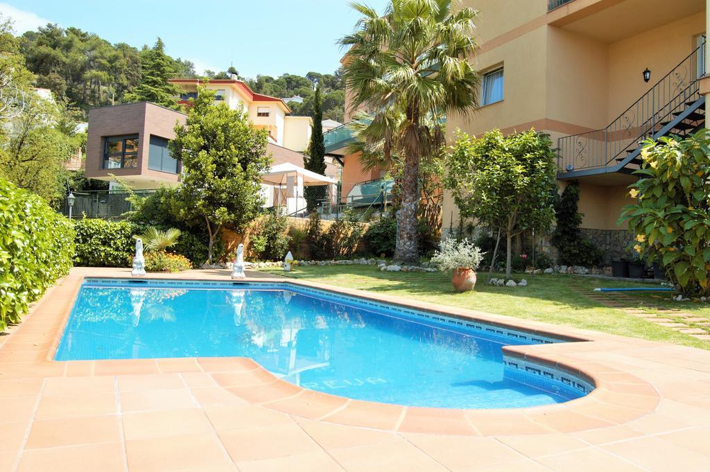 Villa Paulina Lloret de Mar Esterno foto